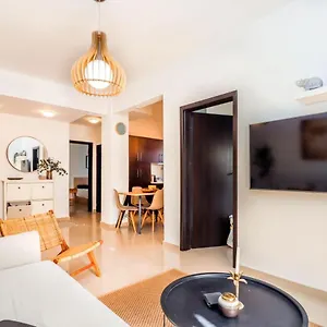 Διαμέρισμα Happy Traveller - Luxury, Free Parking