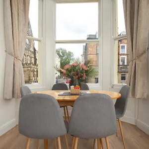 https://apt-sunny-view.yorkshirehotels.net