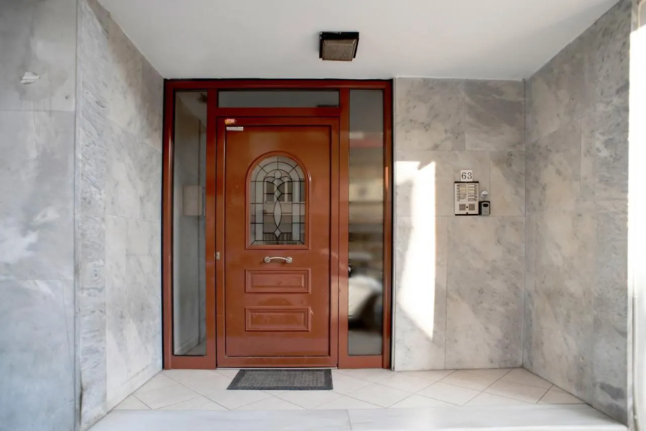 Spacious 82 M2 Two Bedroom Classy Apartment Near City Center Thessaloniki Greece